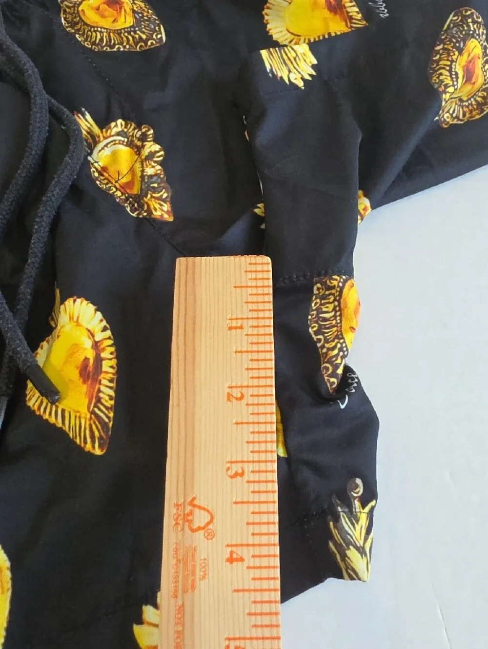 Dolce & Gabbana Men's Swim Trunks Black Sacred Heart Print Size S Made Italy